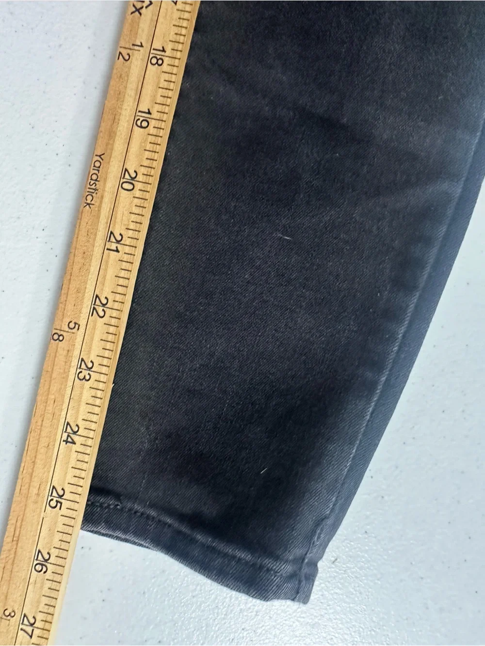 Levis 711 Skinny Jeans Womens Sz 27 Black Mid Rise Stretch Denim